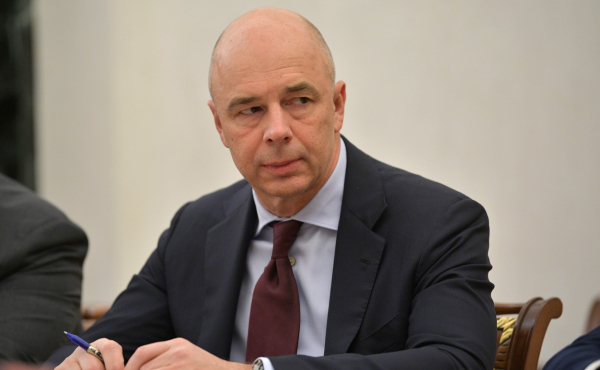 Силуанов: блокировка Ормуза грозит рецессией и голодом