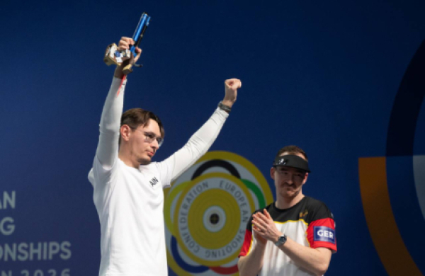 Антон Аристархов завоевал второе &laquo;золото&raquo; на чемпионате Европы по пулевой стрельбе