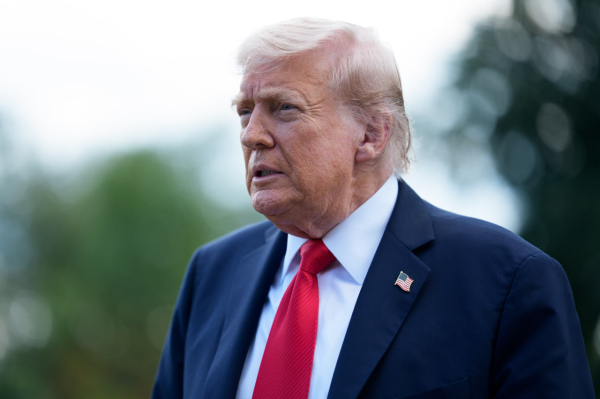 Трамп объявил о&nbsp;начале операции &laquo;Проект свобода&raquo; по&nbsp;выводу судов из&nbsp;Ормузского пролива