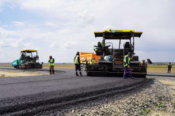 Надзор как госфункция: в Казахстане ужесточили требования к контролю за дорожным строительством