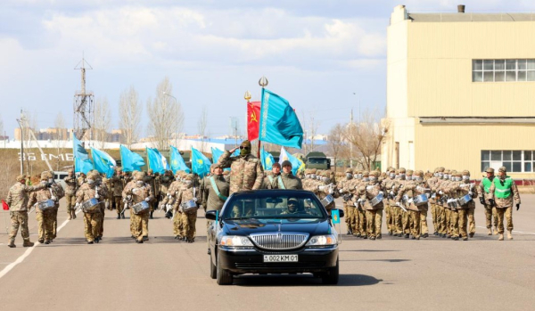 Военная техника и авиация задействованы в репетициях Парада Победы