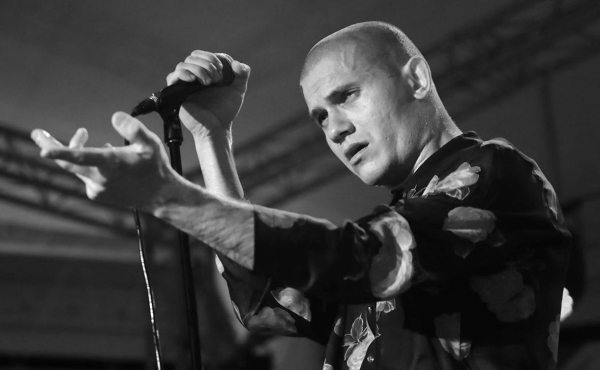 Умер солист группы Shortparis Николай Комягин