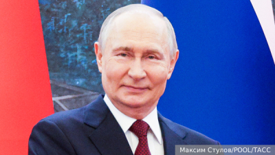 Путин обсудил экономическое сотрудничество с премьером Госсовета Китая