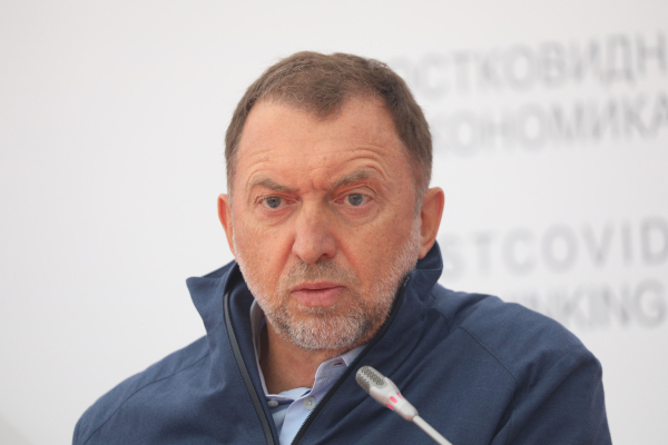 Дерипаска: &laquo;Конфликт на&nbsp;Ближнем Востоке не&nbsp;принесет России ничего хорошего&raquo;