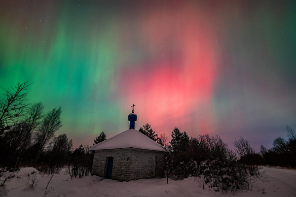 Северное сияние в России и Европе после вспышки на Солнце. Фотогалерея