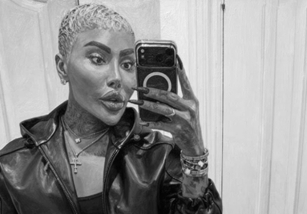 &laquo;Короля губ&raquo; нашли мертвым в отеле